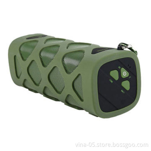 Wireless Bluetooth waterproof speaker